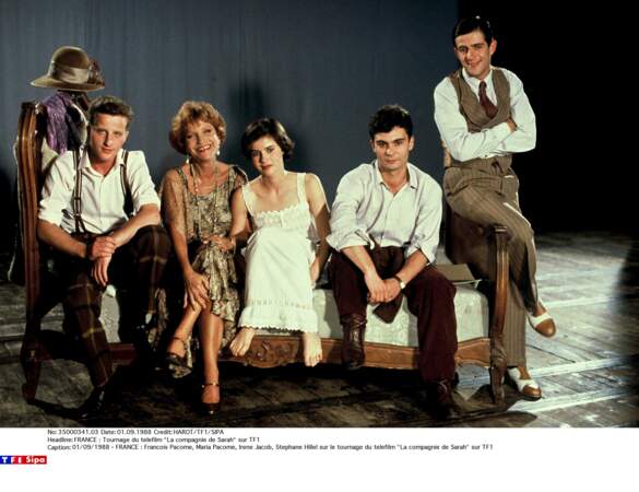 Sur le tournage du téléfilm "La compagnie de Sarah" (TF1, 1988) avec son fils François et Irène Jacob, entre autres