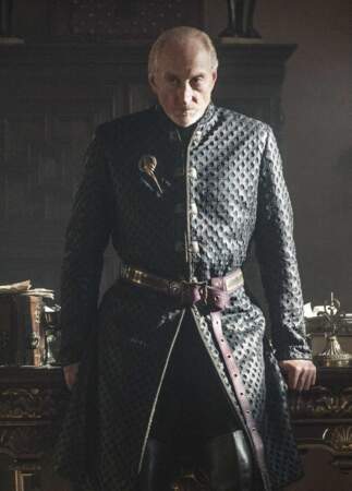 Twyin Lannister (Charles Dance) : Mort sur le trône... mais pas celui de fer ! (Saison 4, épisode 10)