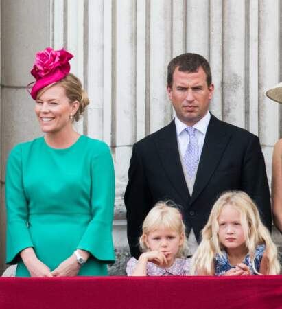 Deux jolies têtes blondes, les petites-filles de la princesse Anne, Isla et Savannah Phillips, 6 et 7 ans 