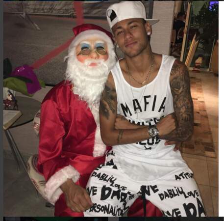 Neymar a vu le Père Noël !