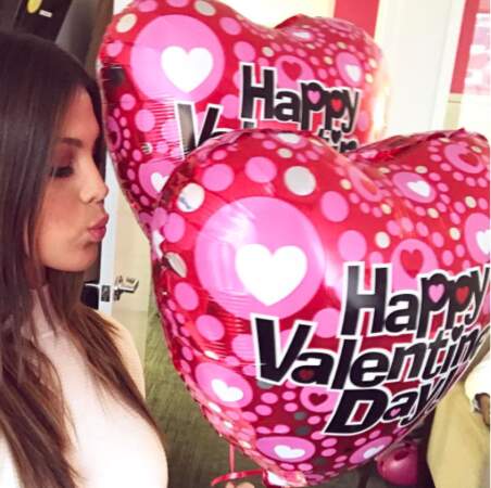 Iris Mittenaere, la plus belle femme de l'univers, a souhaité une joueuse Saint-Valentin... au monde entier ! 