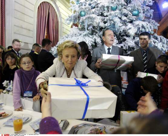 Elle se fait mère Noël pour les enfants de la République chaque mois de décembre passé à l'Élysée