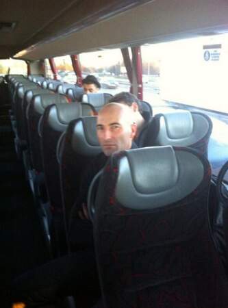 Nicolas Canteloup dans le bus des Enfoirés 2014