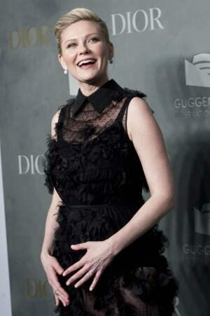  Kirsten Dunst est plus épanouie que jamais depuis l'annonce de sa première grossesse.