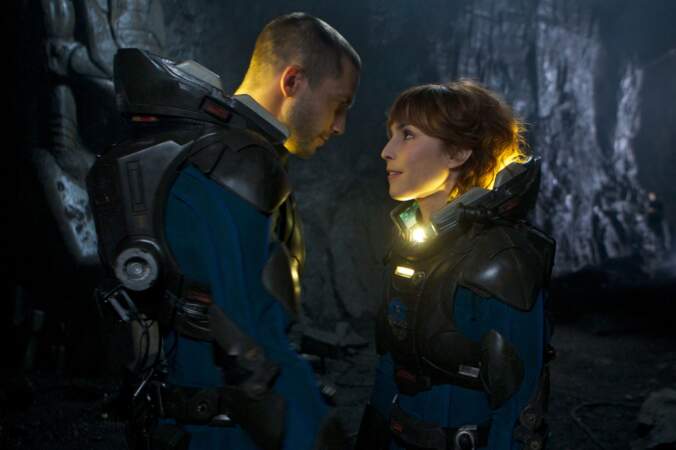 En 2012, Noomi Rapace est dirigée par Ridley Scott dans le film de science-fiction Prometheus