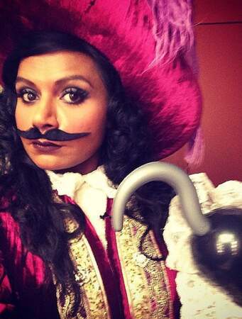 La comédienne Mindy Kaling a choisi le Capitaine Crochet pour Halloween