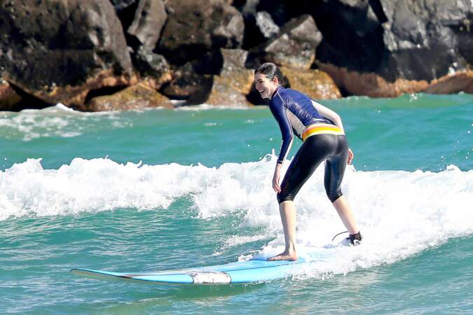 Et oui, le surf ça fait des belles fesses !