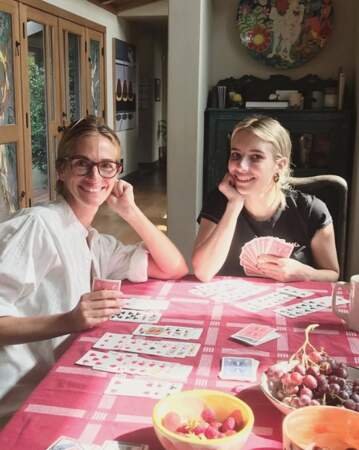 On a une partie de strip-poker prévue avec Julia et Emma Roberts. Déso.