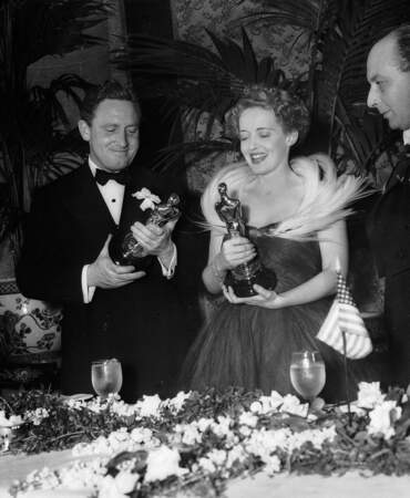 Bette Davis : 2 Oscars et 10 nominations
