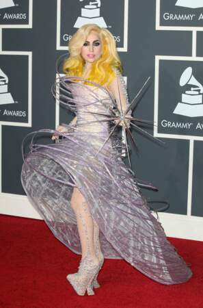 Discrète aux Grammy Awards en 2010 ... 
