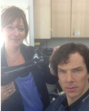 Un selfie avec sa coiffeuse pour Benedict Cumberbatch 