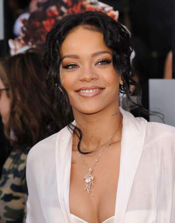 Rihanna : 48 millions de dollars