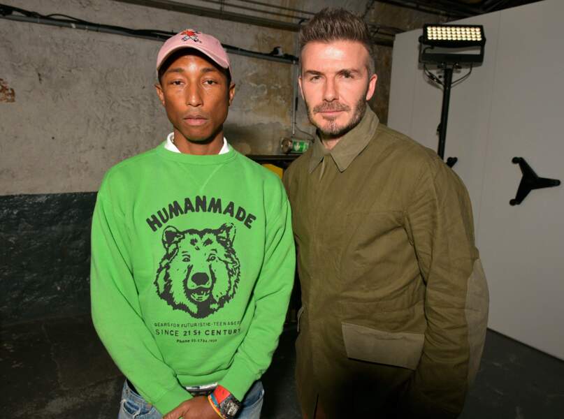 Pharrell Williams semblait ravi de poser avec David Beckham en marge du défilé Adidas