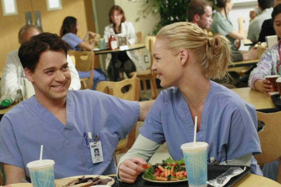 Izzie et George dans Grey's Anatomy (2005...) 