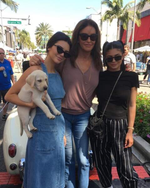 Kylie Jenner et Kendall Jenner ont passé la Fête des Pères avec Caitlyn Jenner... ainsi que la jolie Bertha ! 