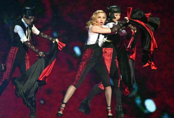 Et on termine par la seule, l'unique, celle qui s'est relevée : Madonna !