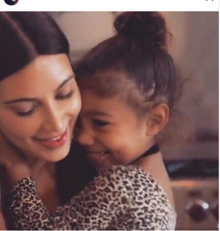Kim Kardashian a posé avec sa fille North