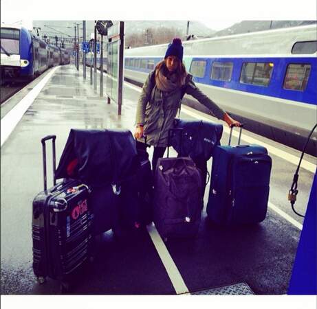 Laury et ses quarante valises à la gare