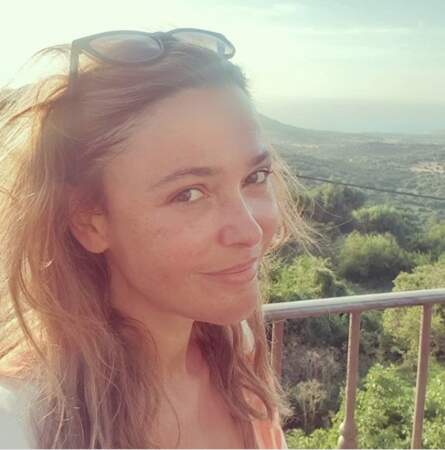 Sandrine Quétier profite de ses vacances en Corse