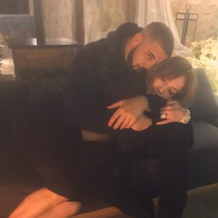 Drake et J.Lo seraient-il ensemble ? Désolé mais cette photo sème le doute... 