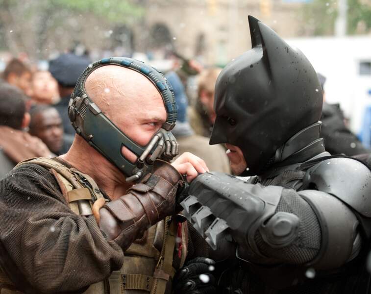 Batman (toujours incarné par Christian Bale) face à Bane dans The Dark Knight rises (2012)