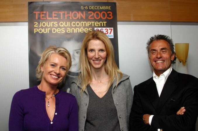 Gérard Holtz et Sophie Davant ont bien entouré Sandrine Kiberlain en 2003