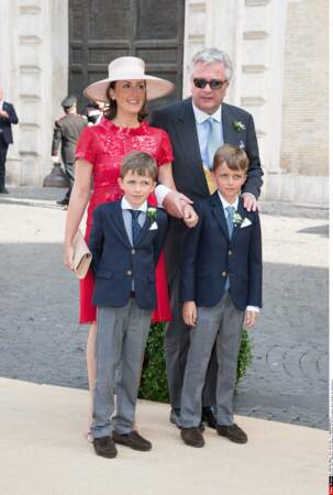 Le Prince Laurent de Belgique, avec son épouse Claire et leurs deux fils, Aymeric et Nicolas