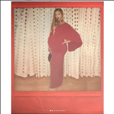 Beyoncé a dévoilé son énorme baby bump