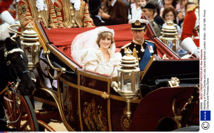 Le 29 juillet 1981, leur "mariage du siècle" a lieu à la cathédrale St Paul de Londres