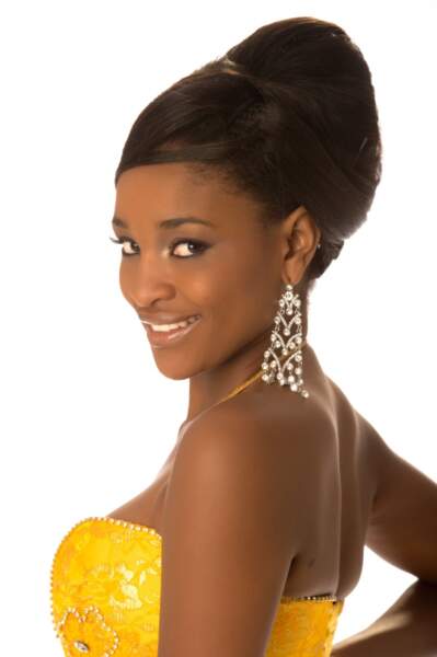 Miss Namibie 2012, Tsakana Nkandih