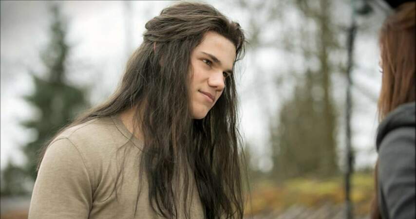 Taylor Lautner incarne Jacob Black, le meilleur ami du personnage interprété par Kristen Stewart