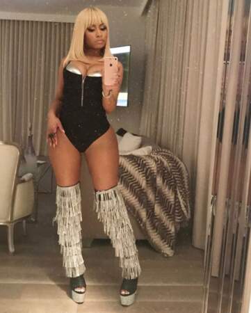 Et Nicki Minaj en moon boots à franges. 