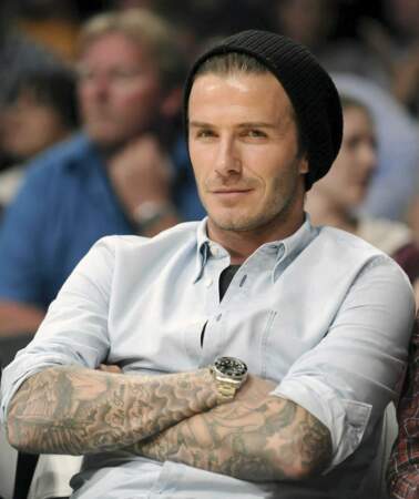 À la cool, bonnet et tatouages apparents, David Beckham se la joue hipster en 2011