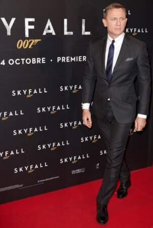Daniel Craig a gardé le fameux costume de Bond