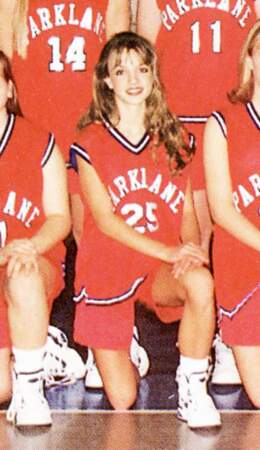 Britney Spears en 1997 en tenue de basketteuse