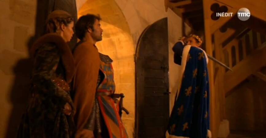 Ah : le vrai Nicolas et la vraie Hélène se font menacer par le fantôme de Peter...