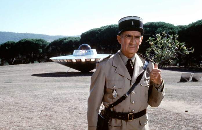 1979, Le gendarme et les extraterrestres : une soucoupe volante "traditionnelle" abrite des E.T très humains