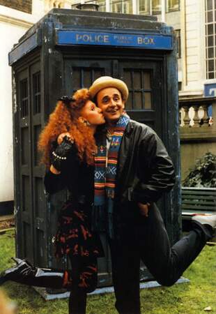 Sylvester McCoy (1986-1989), le 7ème Doctor Who signe la fin de la série originale. Ici avec Mel Bush (Bonnie Lang)