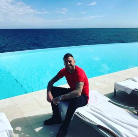 D'autres people sont d'ailleurs déjà en vacances : le footballeur Jérémy Ménez. 