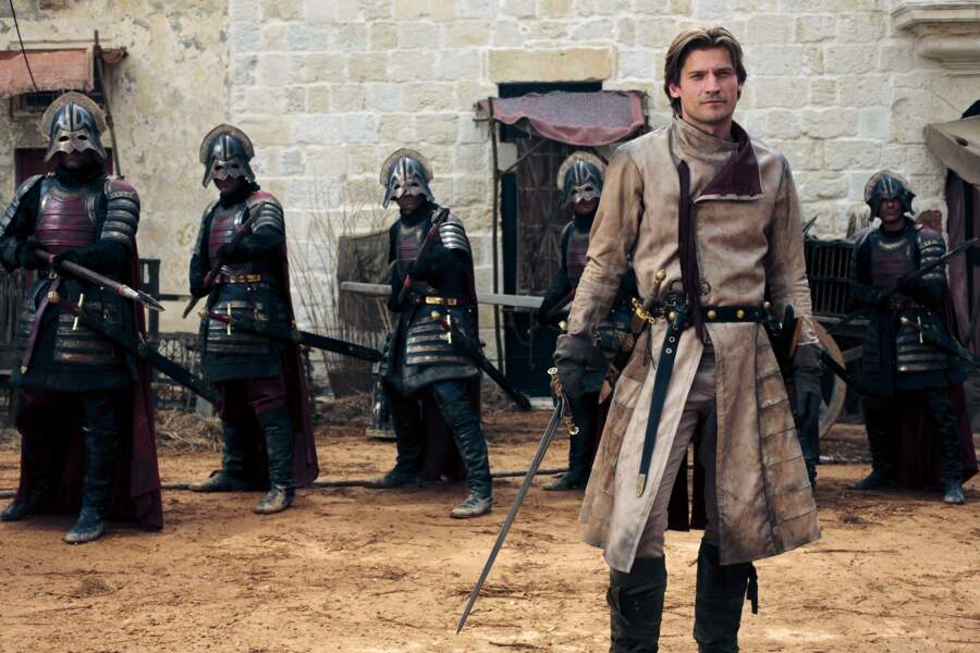 Son frère et amant dans la série, Nikolaj Coster-Waldau, (Jaime Lannister) lui, aime beaucoup les armures.