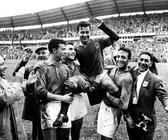 4. Just Fontaine (France) 13 buts