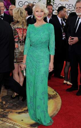 Helen Miren telle une sirène dans sa robe vert émeraude