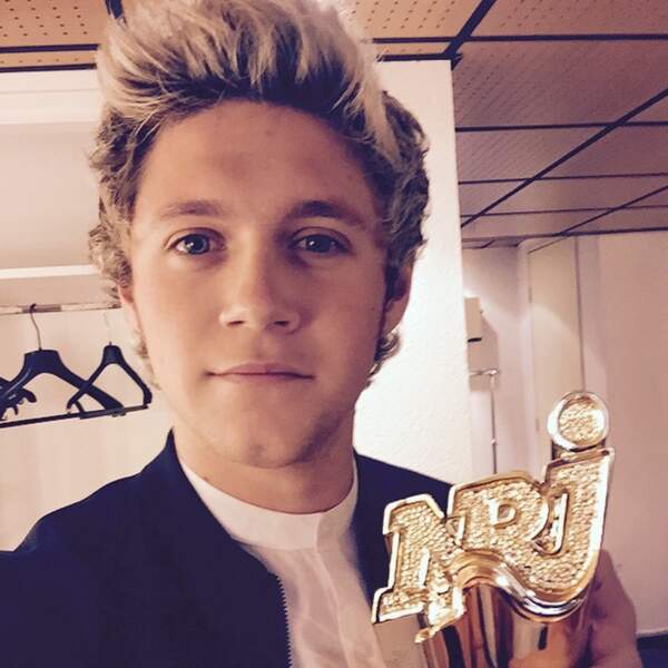 Niall Horan et l'award du groupe international de l'année pour les One Direction