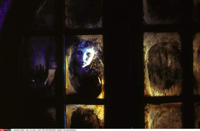 Le fantôme de L'Echine du diable (2002), une apparition typique de l'univers de Guillermo del Toro