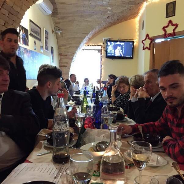 Marco Verratti - dit "Petit hibou" - à Pescara en Italie avec sa famille et ses amis