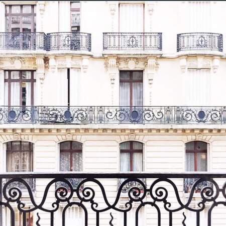 Songerait-elle à investir dans l'immobilier parisien ? 