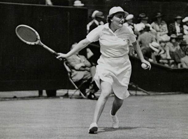 Six fois finaliste et vainqueur en 1938 et 1939, Simonne Mathieu a aujourd'hui un court à son nom