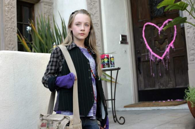 Et déjà une belle carrière  ! Voici son premier film, "Trop Jeune pour Elle". Saoirse a tout juste 12 ans !