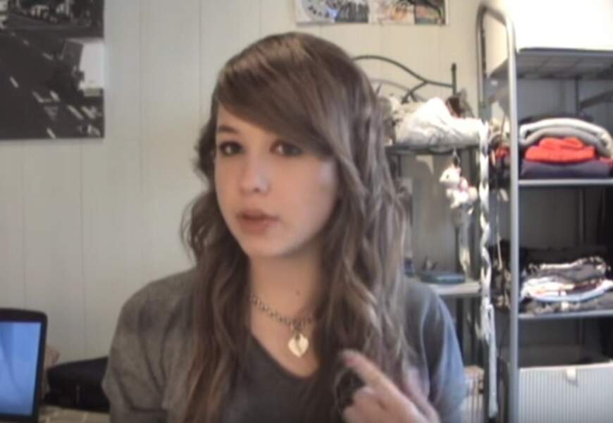 Elle a bien changé depuis sa première vidéo, ici en 2011. Elle avait 15 ans à l'époque. 