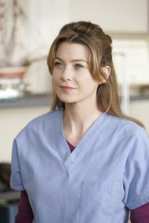 Voici Meredith (Ellen Pompeo), l'héroïne. Une brillante chirurgienne mais moins douée dans sa vie privée...